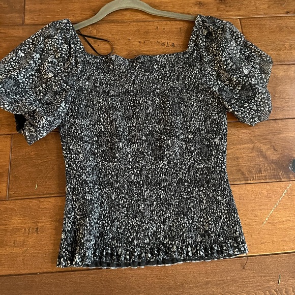 Rouched cap-sleeve Anthropologie shirt - Picture 3 of 3